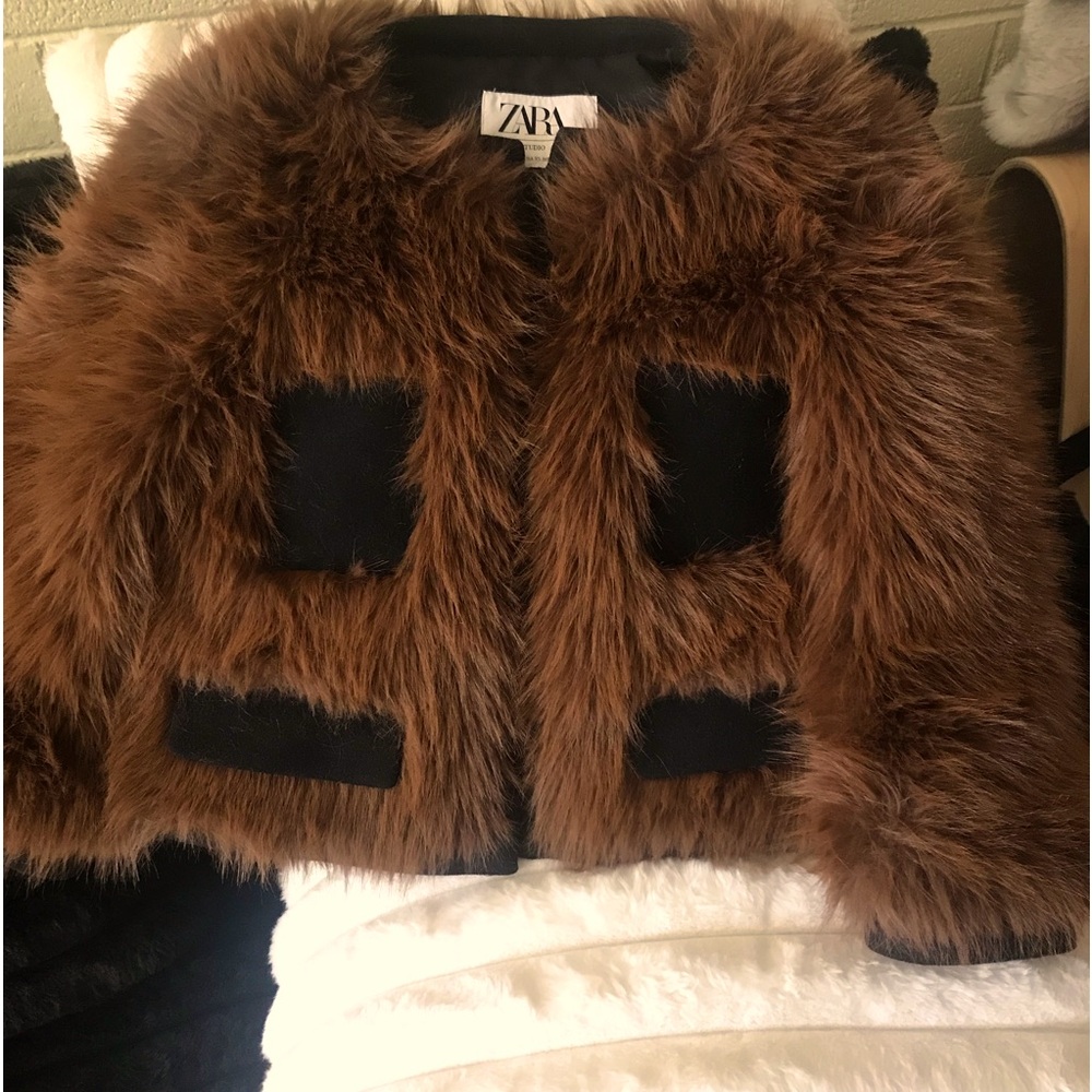 Woman’s Zara Cropped Brown Faux Fur Jacket withBlack Trim .